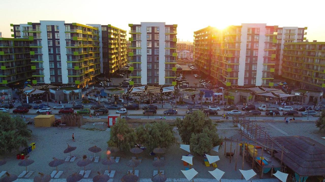 Vintage Breeze Apartment - Spa Pools Resort Mamaia Εξωτερικό φωτογραφία
