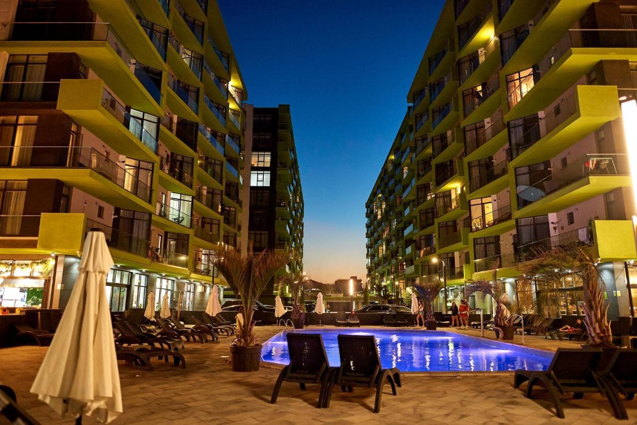 Vintage Breeze Apartment - Spa Pools Resort Mamaia Εξωτερικό φωτογραφία
