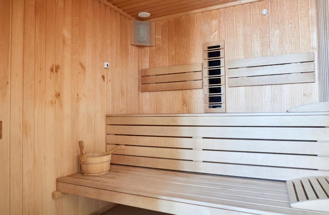 Vintage Breeze Apartment - Spa Pools Resort Mamaia Εξωτερικό φωτογραφία