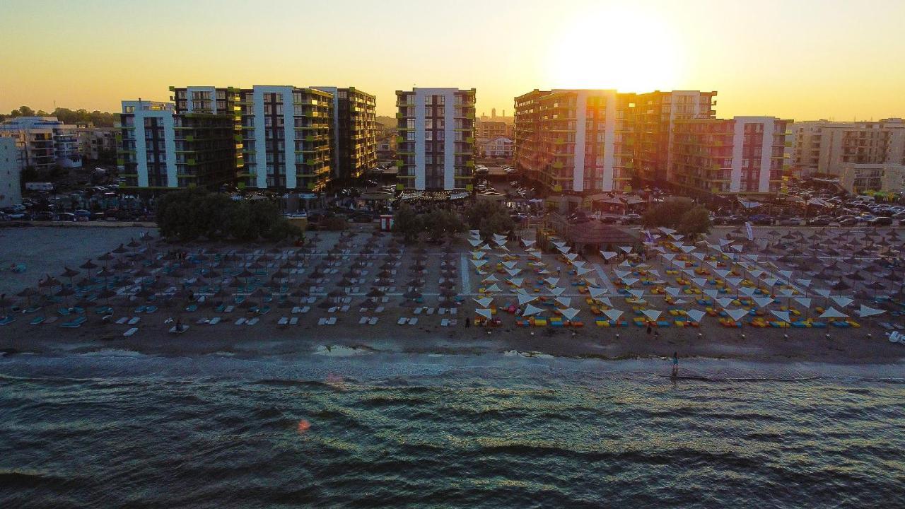 Vintage Breeze Apartment - Spa Pools Resort Mamaia Εξωτερικό φωτογραφία